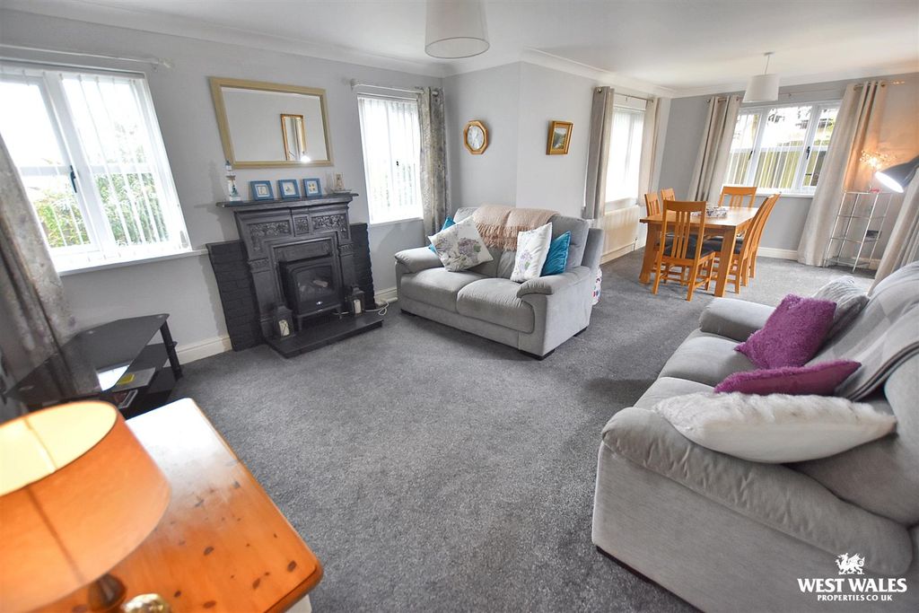 Property photo 1 of 25 7 (17).Jpg