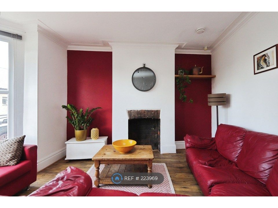 Property photo 3 of 22