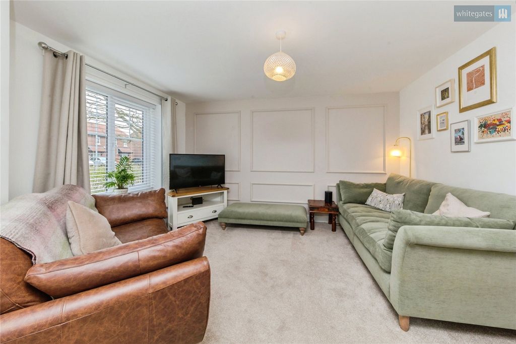 Property photo 2 of 19 Picture No. 01