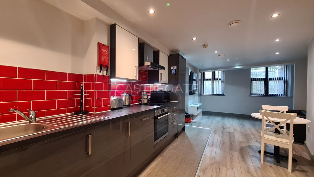Property photo 1 of 8 Dundas Works, 15-17 Upperhead Row, Huddersfield, HD1 2Hn
