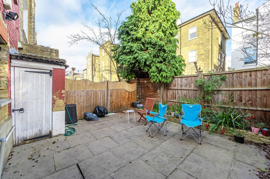 Property photo 3 of 13