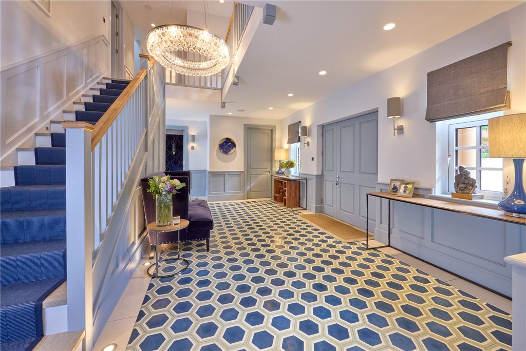 Property photo 3 of 23 Reception Hall