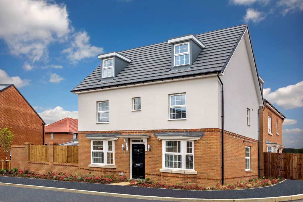 Property photo 1 of 9 Detached Hertford External Shot