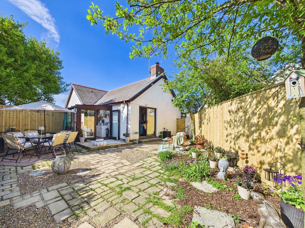 Property photo 2 of 24