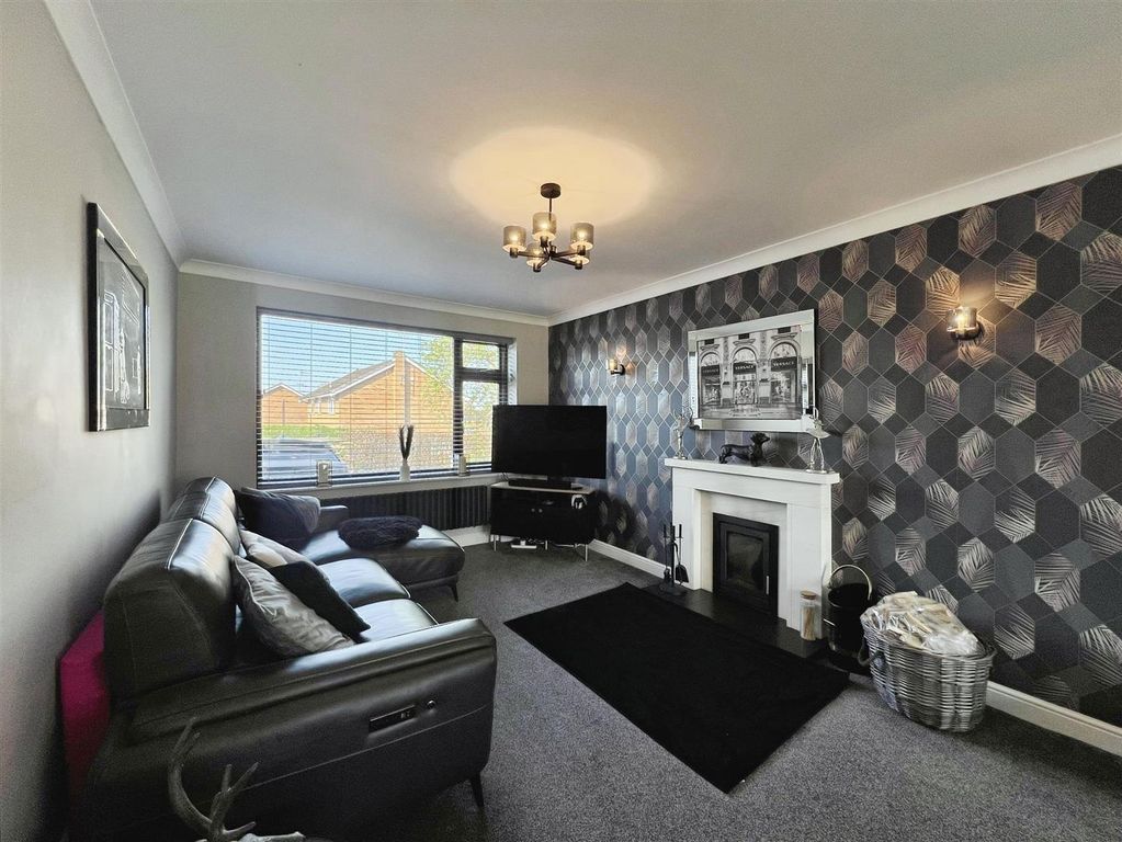 Property photo 2 of 22 E04E06A9-Img_3436.Jpg