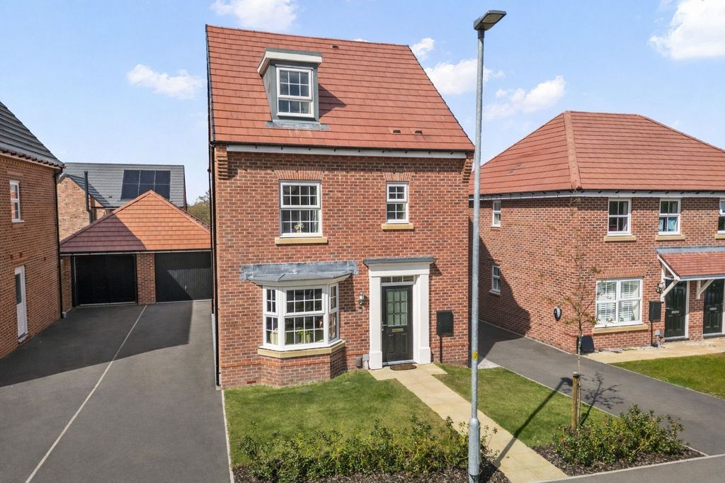 Property photo 1 of 24