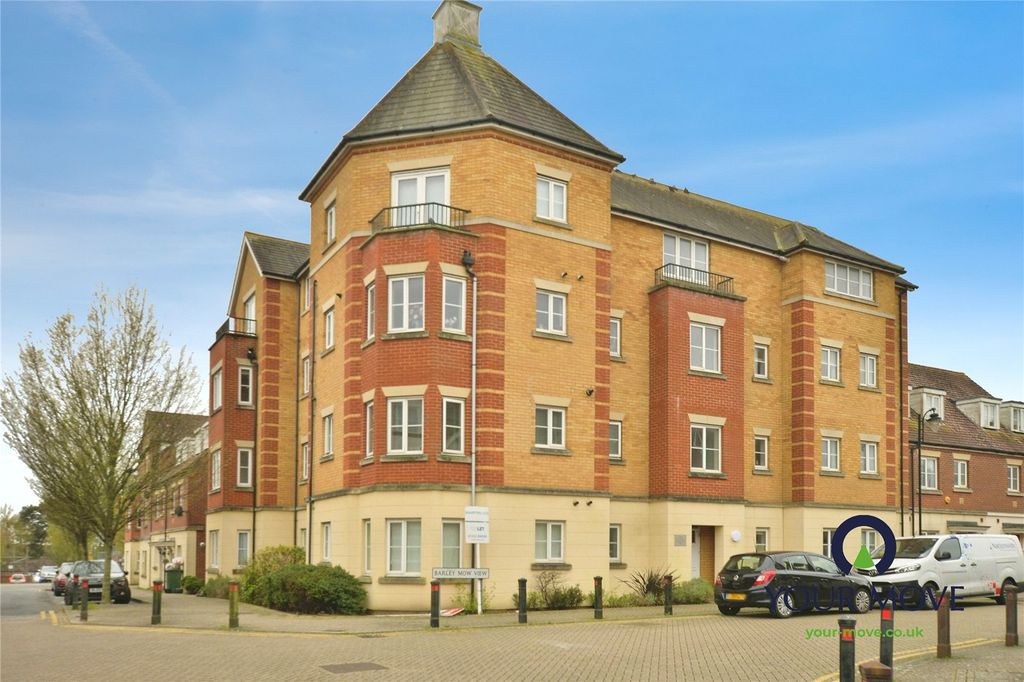 Property photo 1 of 13 Front