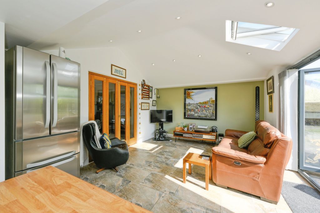 Property photo 2 of 15 Kitchen/Family Room