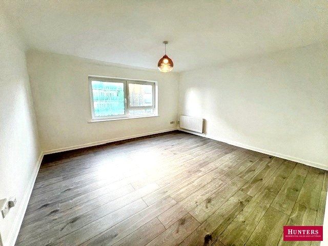 Property photo 2 of 9 Picture No. 21