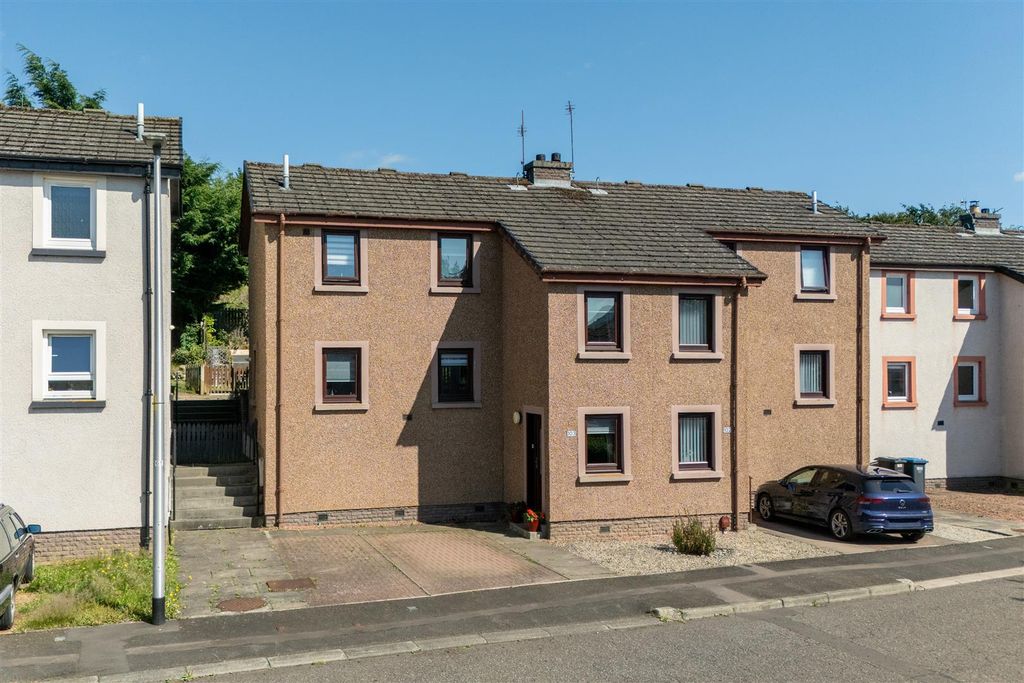 Property photo 1 of 17 103_Howdenburn_Court-01.Jpg