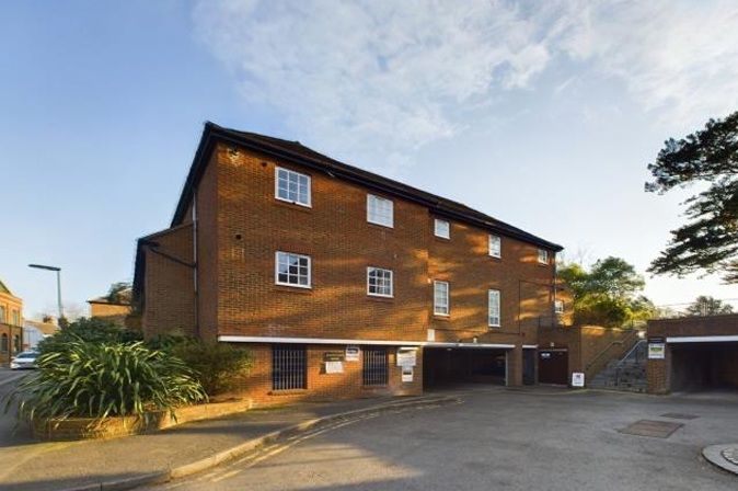 Property photo 2 of 12