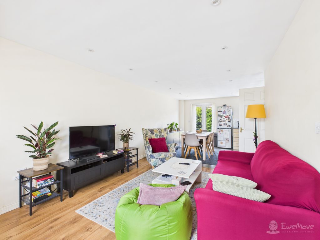 Property photo 3 of 22 Open Plan Living Room - Kitchen