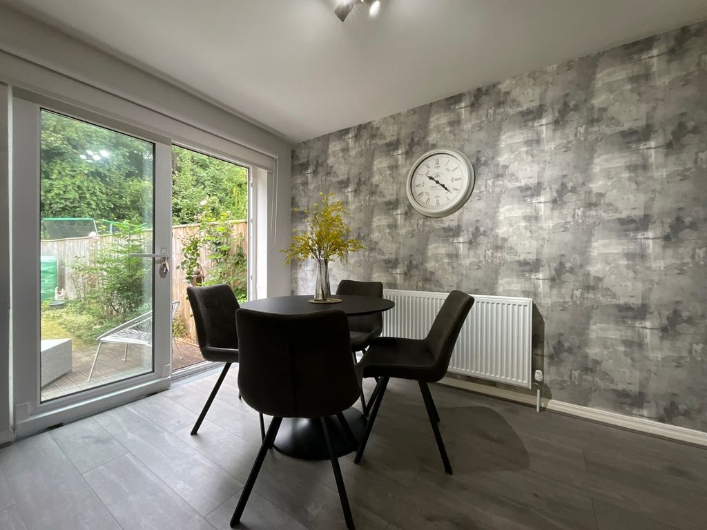 Property photo 3 of 25 4414724