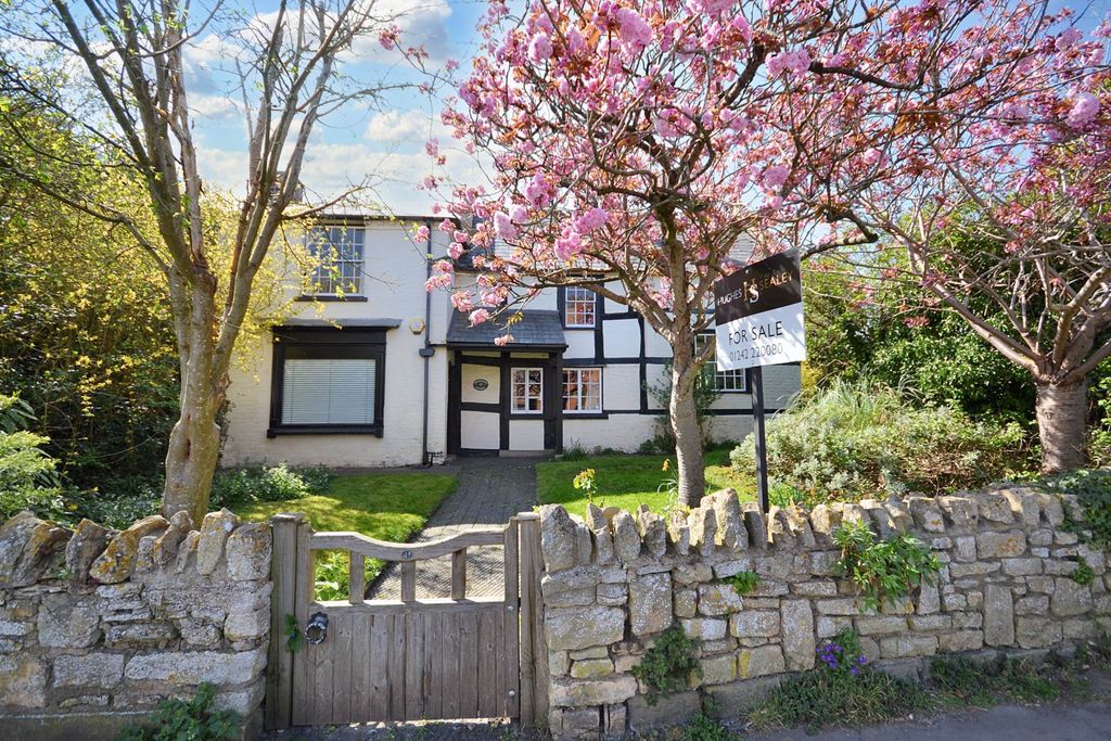 Property photo 1 of 33