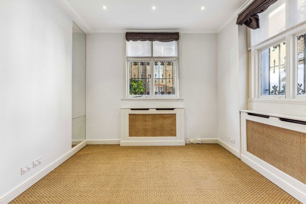 Property photo 3 of 9