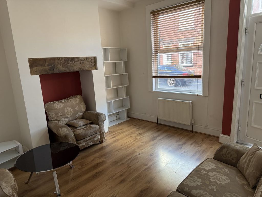 Property photo 3 of 9