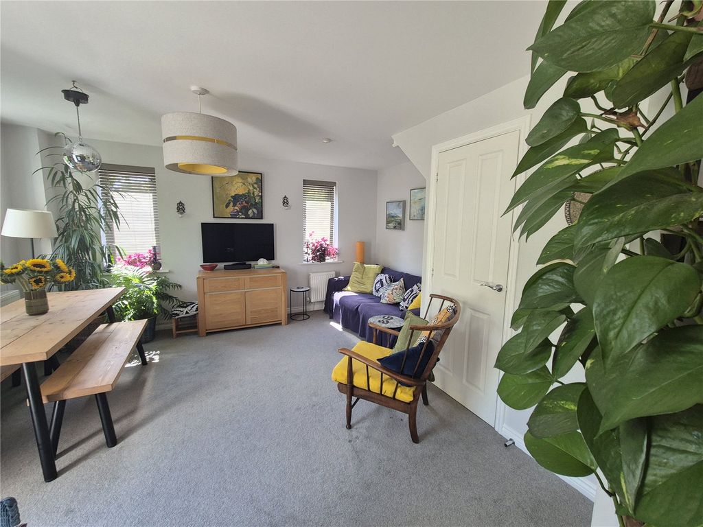 Property photo 3 of 20 Picture No. 27