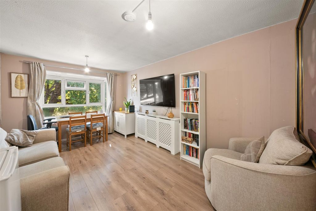 Property photo 1 of 10 Dsc_2104-Edit.Jpg
