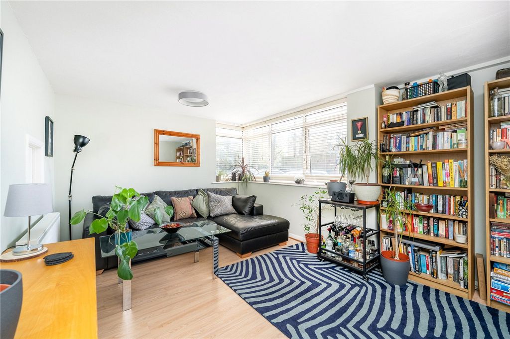 Property photo 2 of 9 Picture No. 04