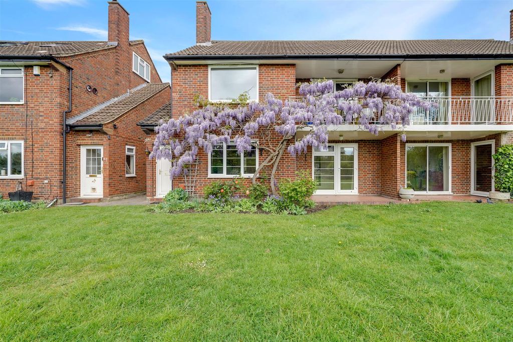 Property photo 1 of 10
