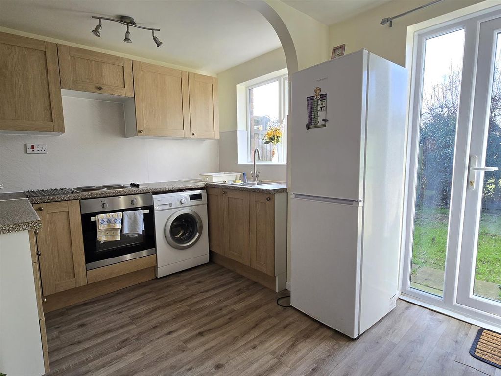 Property photo 3 of 9 Kitchen/Diner