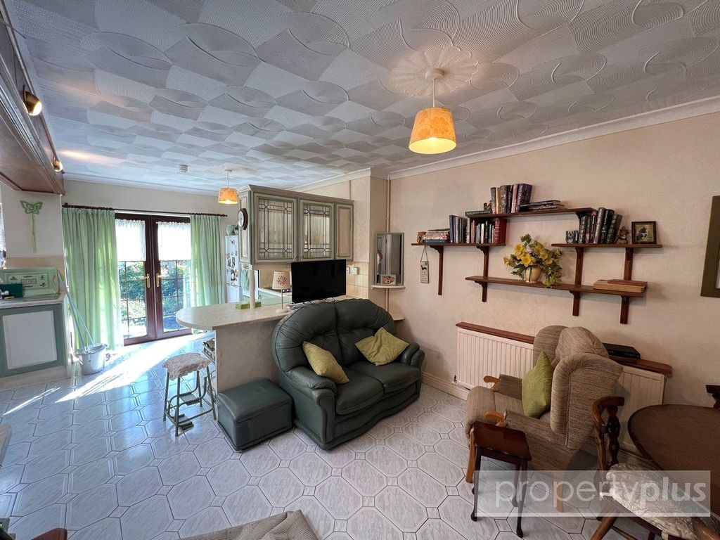 Property photo 3 of 13 Picture No. 08