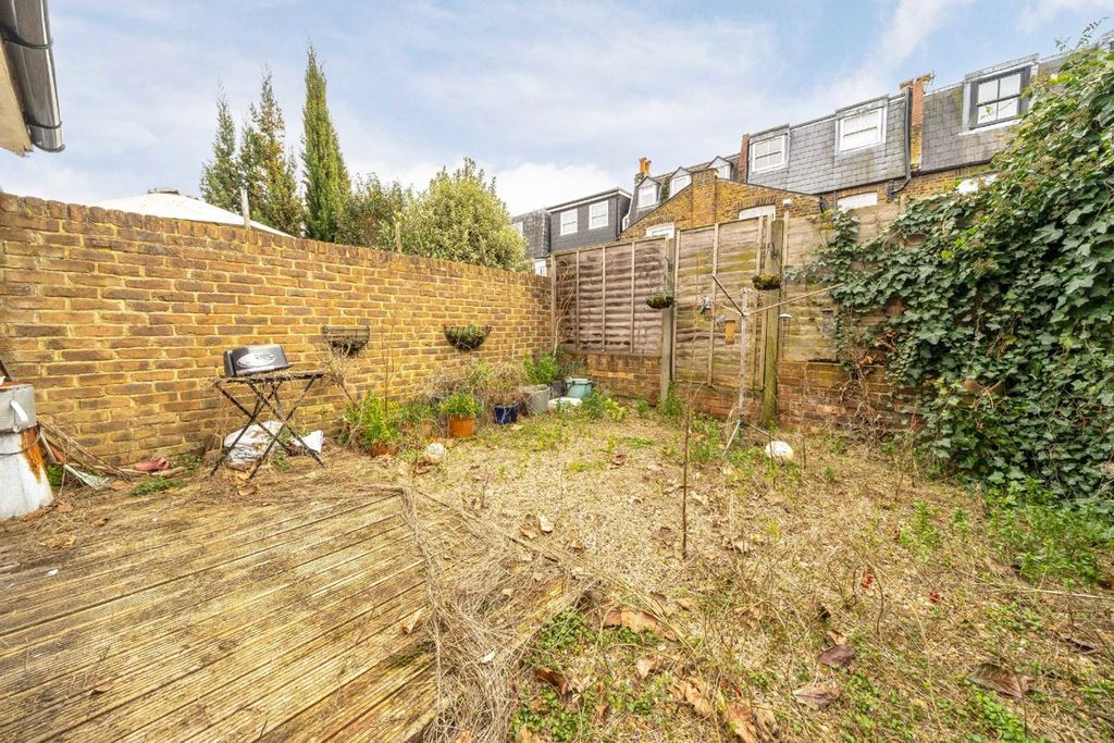 Property photo 2 of 2