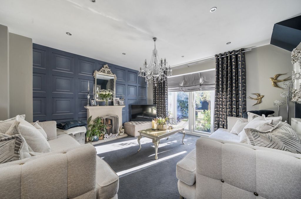 Property photo 2 of 24 1353157-22-68c460...