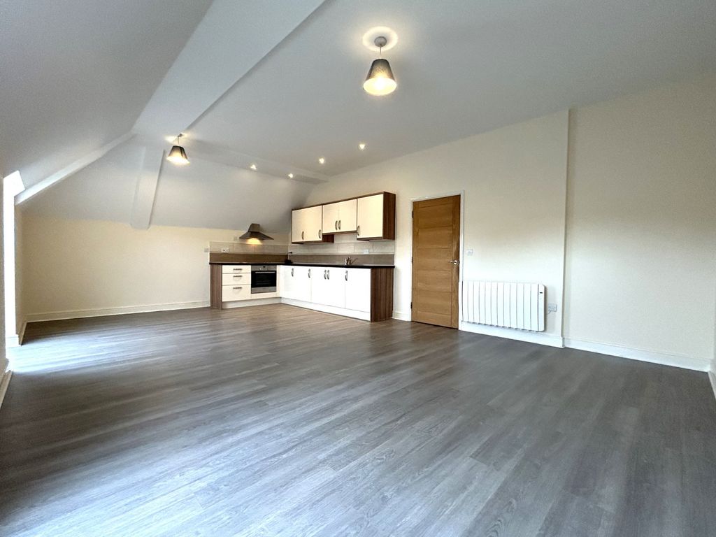 Property photo 3 of 10 Picture No. 14