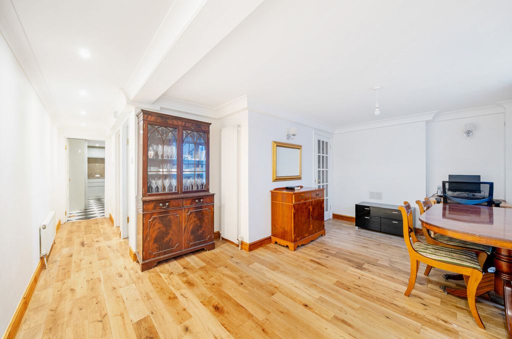 Property photo 3 of 11 1386533-9-694A78A...