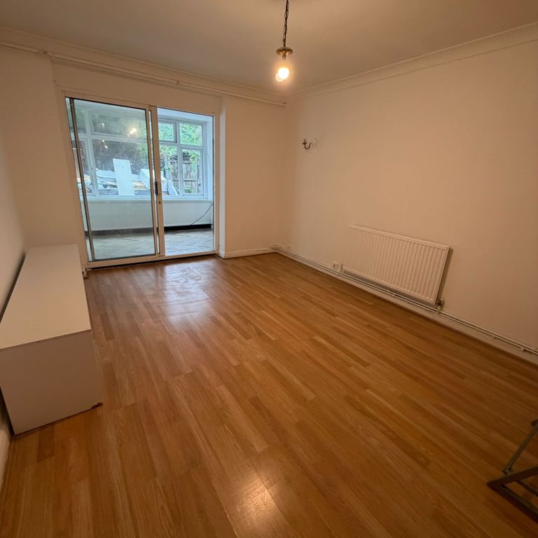 Property photo 2 of 9 Gallery