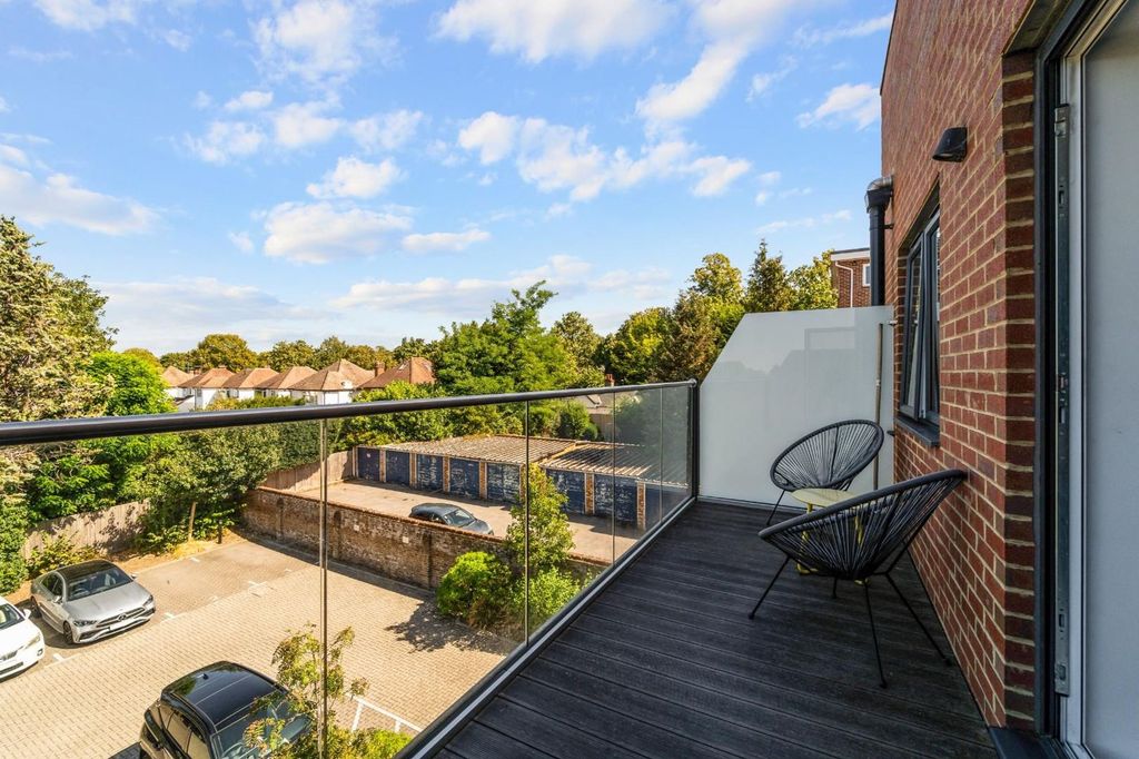 Property photo 1 of 13 Villiers Court (1).Jpg