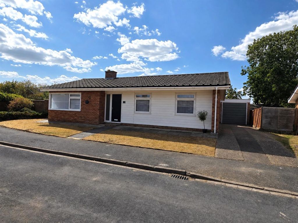 Property photo 1 of 16 Front