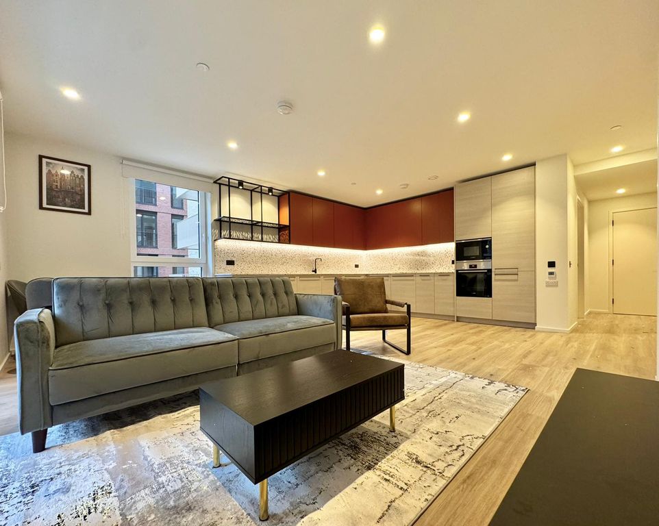 Property photo 2 of 19 Gallery