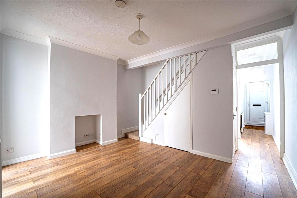 Property photo 2 of 13 Lightened_Sharpened_Property.Jpg