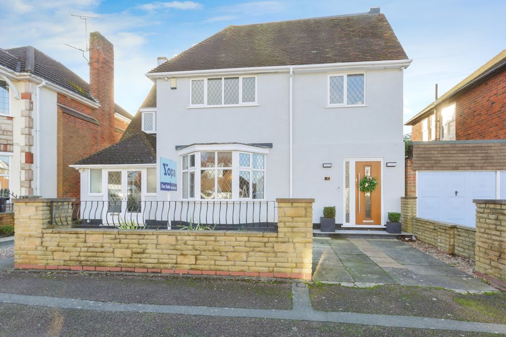 Property photo 2 of 29 Img_8917