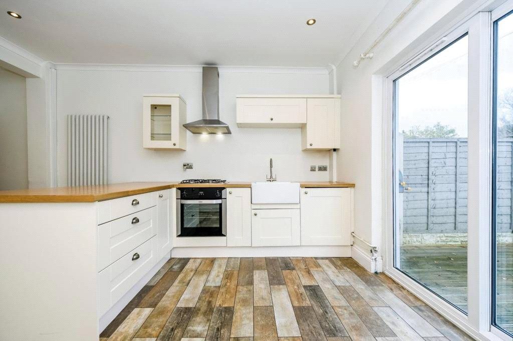 Property photo 3 of 8 Picture No. 06