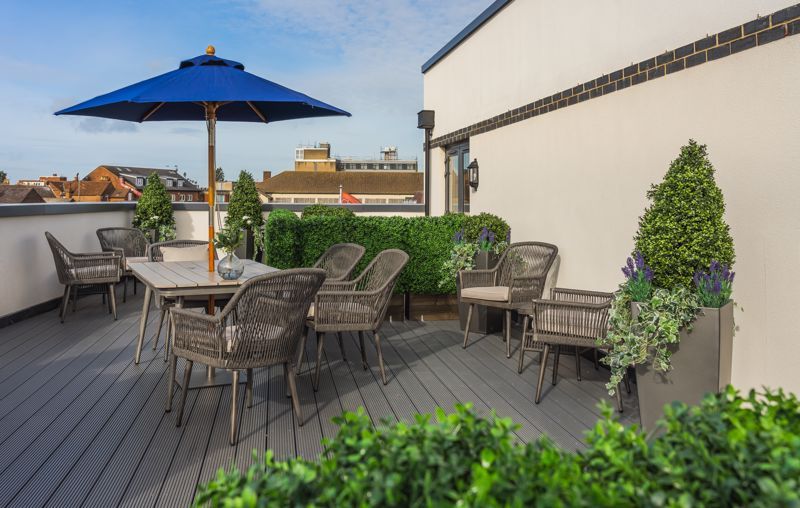 Property photo 2 of 16 Roof Terrace