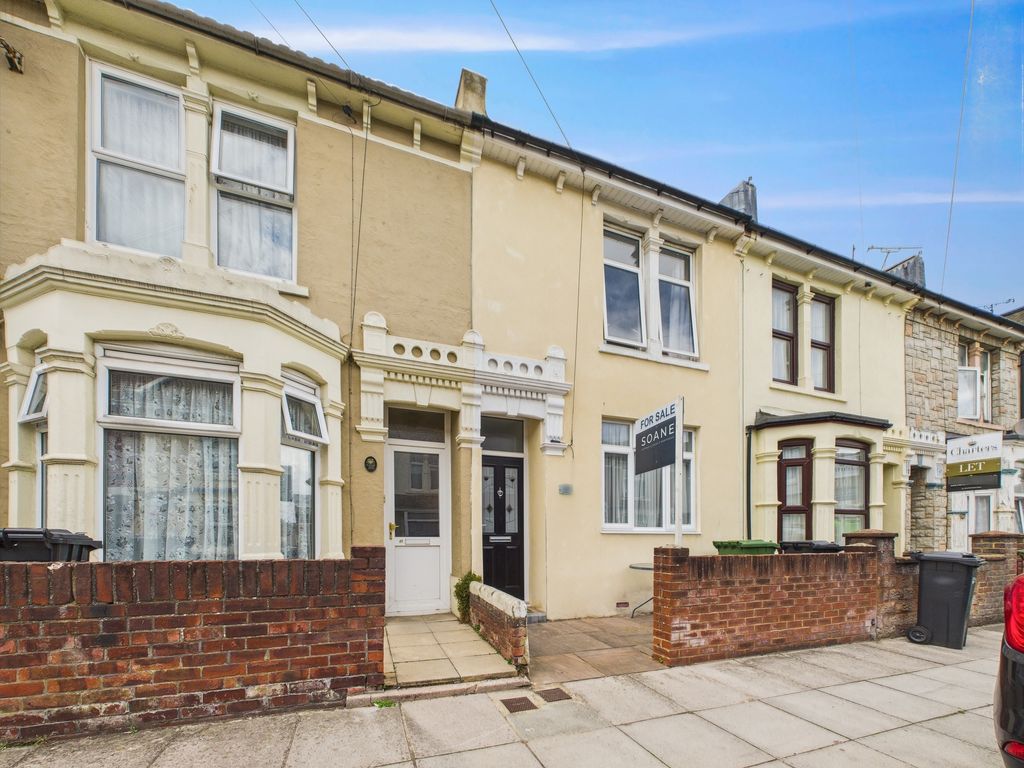 Property photo 1 of 12