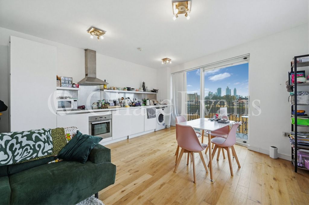 Property photo 3 of 11 Living Area