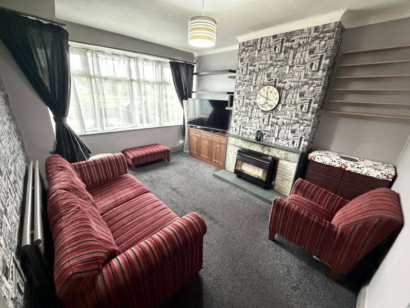 Property photo 2 of 29 Lounge
