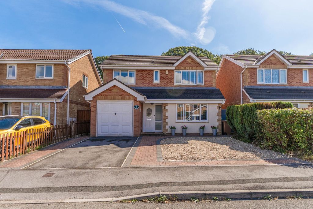 Property photo 1 of 29