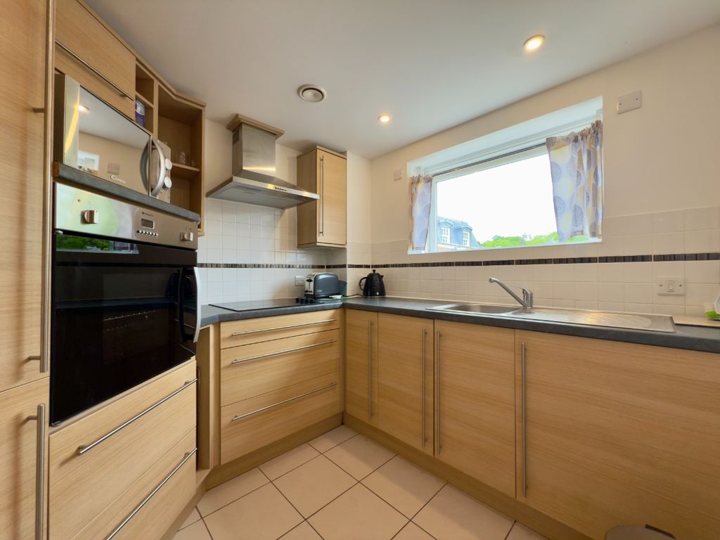 Property photo 2 of 20 3996254