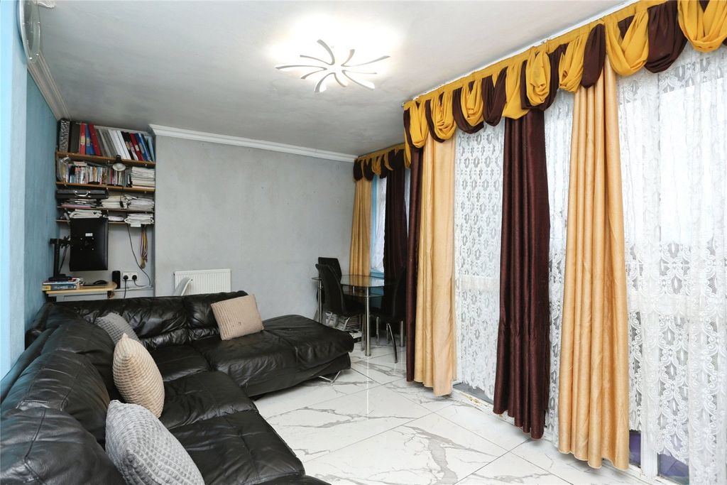 Property photo 2 of 19 Picture No. 51
