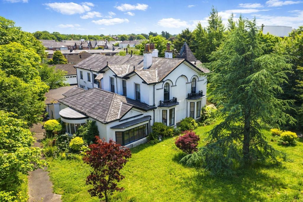 Property photo 1 of 49 5193790