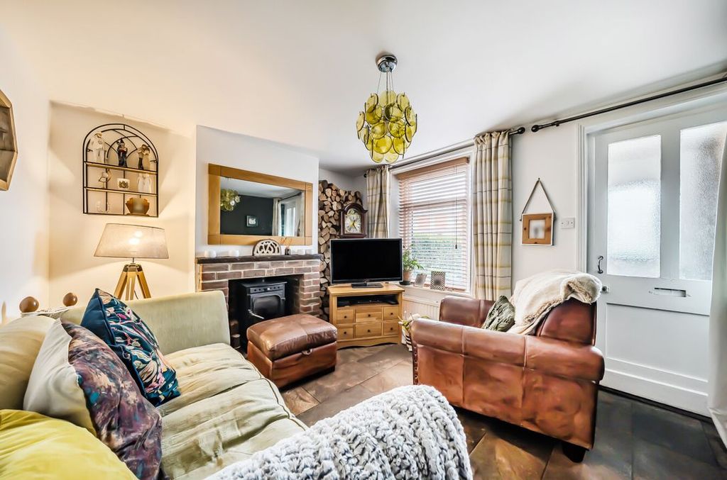 Property photo 2 of 20 1376066156909F28c53723