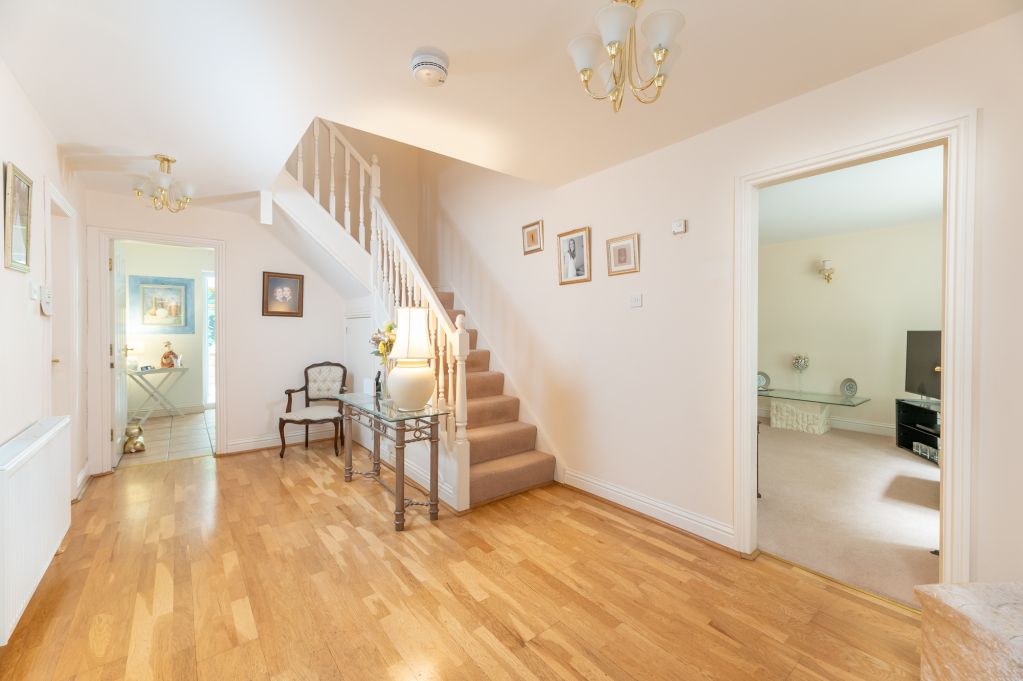 Property photo 2 of 53 Hall