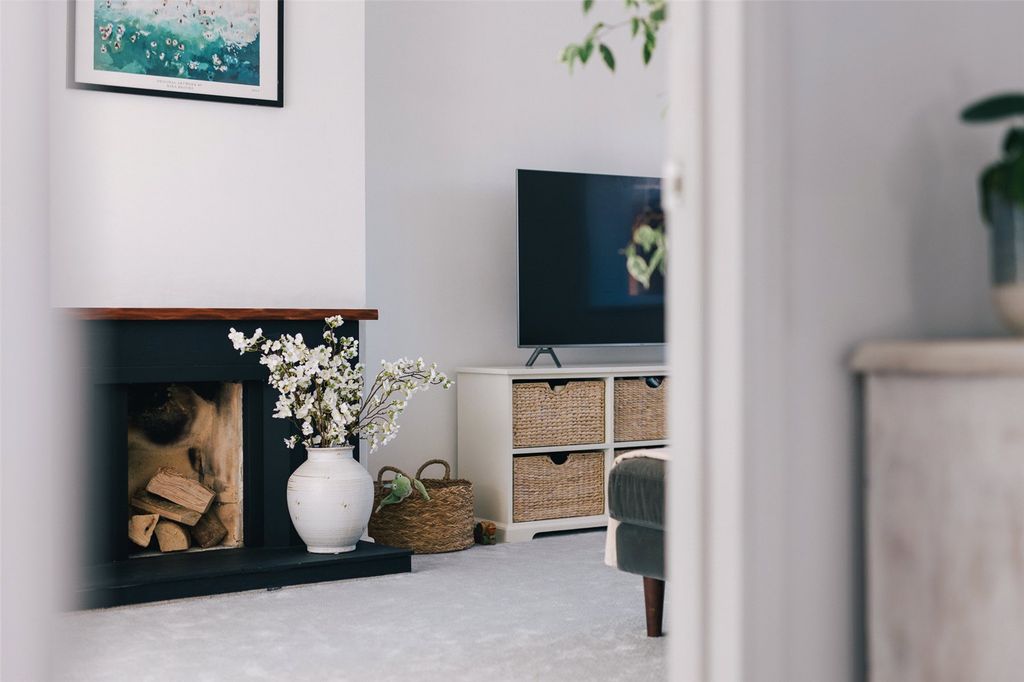 Property photo 3 of 22 Picture No. 19