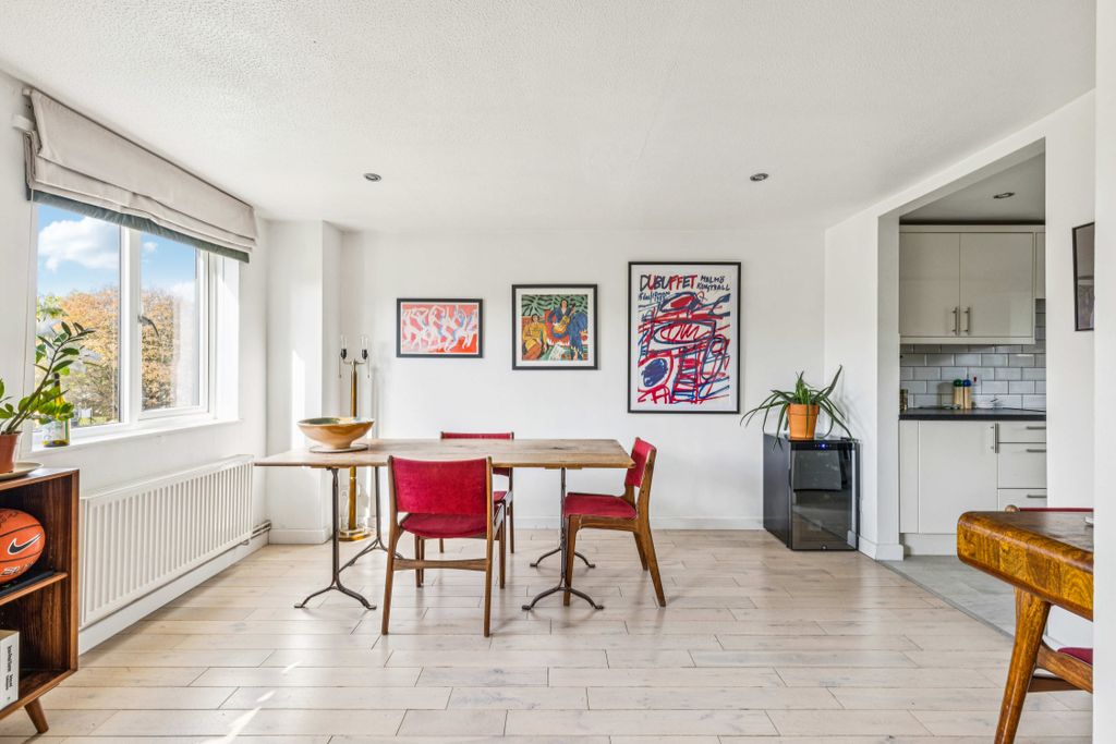 Property photo 2 of 13 6.Jpg