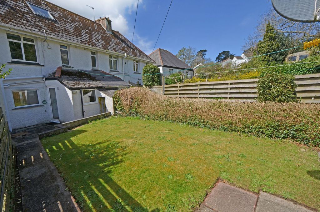 Property photo 2 of 29